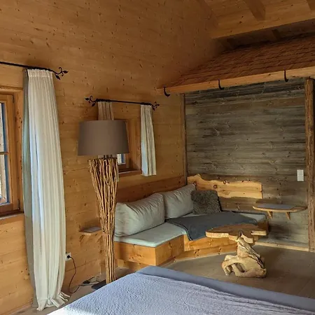 Kleines Zirbelhotel - üf 4*